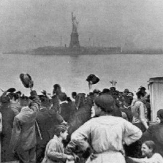 Immigrants spot the Statue of Liberty as they arrive in New York Harbor. (Image courtesy of the Statue of Liberty-Ellis Island Foundation, National Park Service)